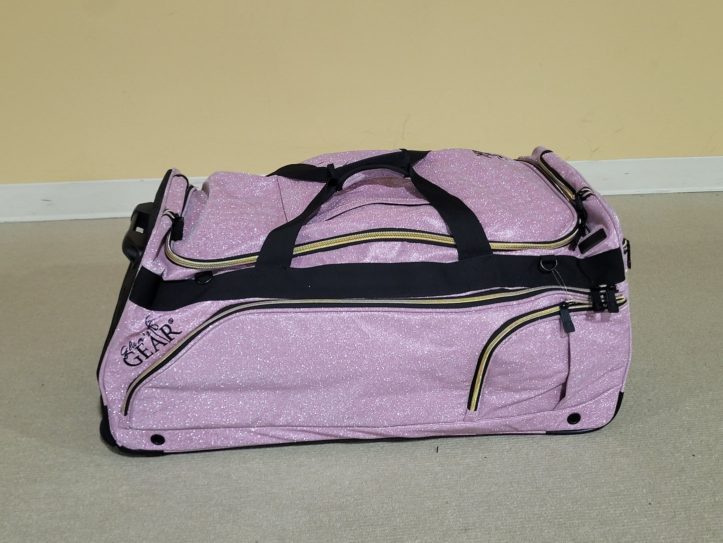 Demi™, The Foldable Changing Station™ with Extendable Garment Rack (uHide® System) - Glamr Gear