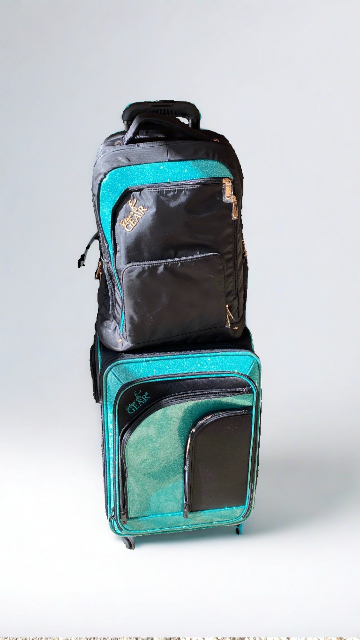 Glam'r Gear® Solo™ Carry-On with uHide® Extendable Garment Rack - Glamr Gear
